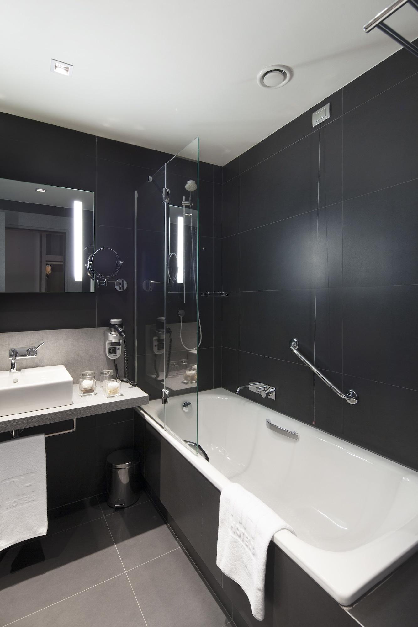 Nh Trento Hotell Exteriör bild