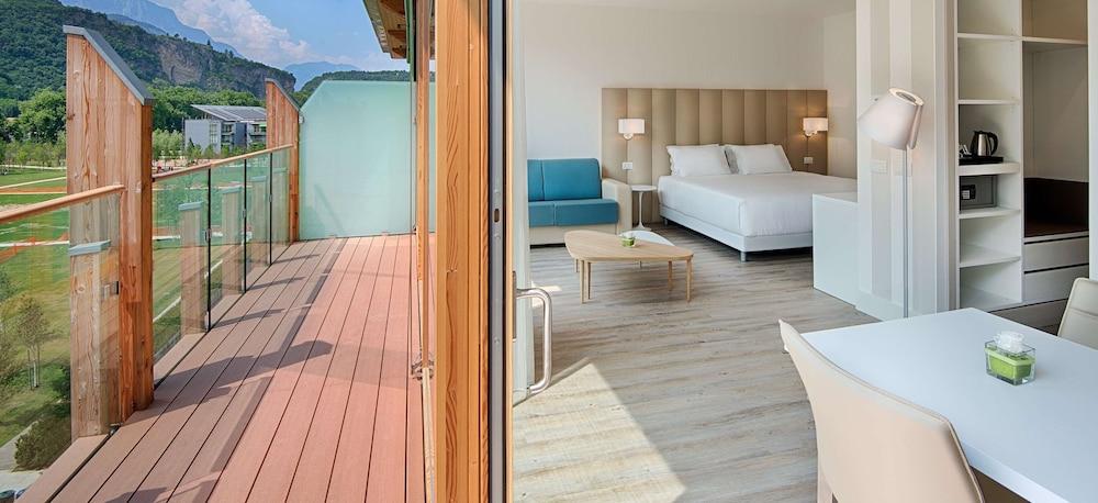 Nh Trento Hotell Exteriör bild