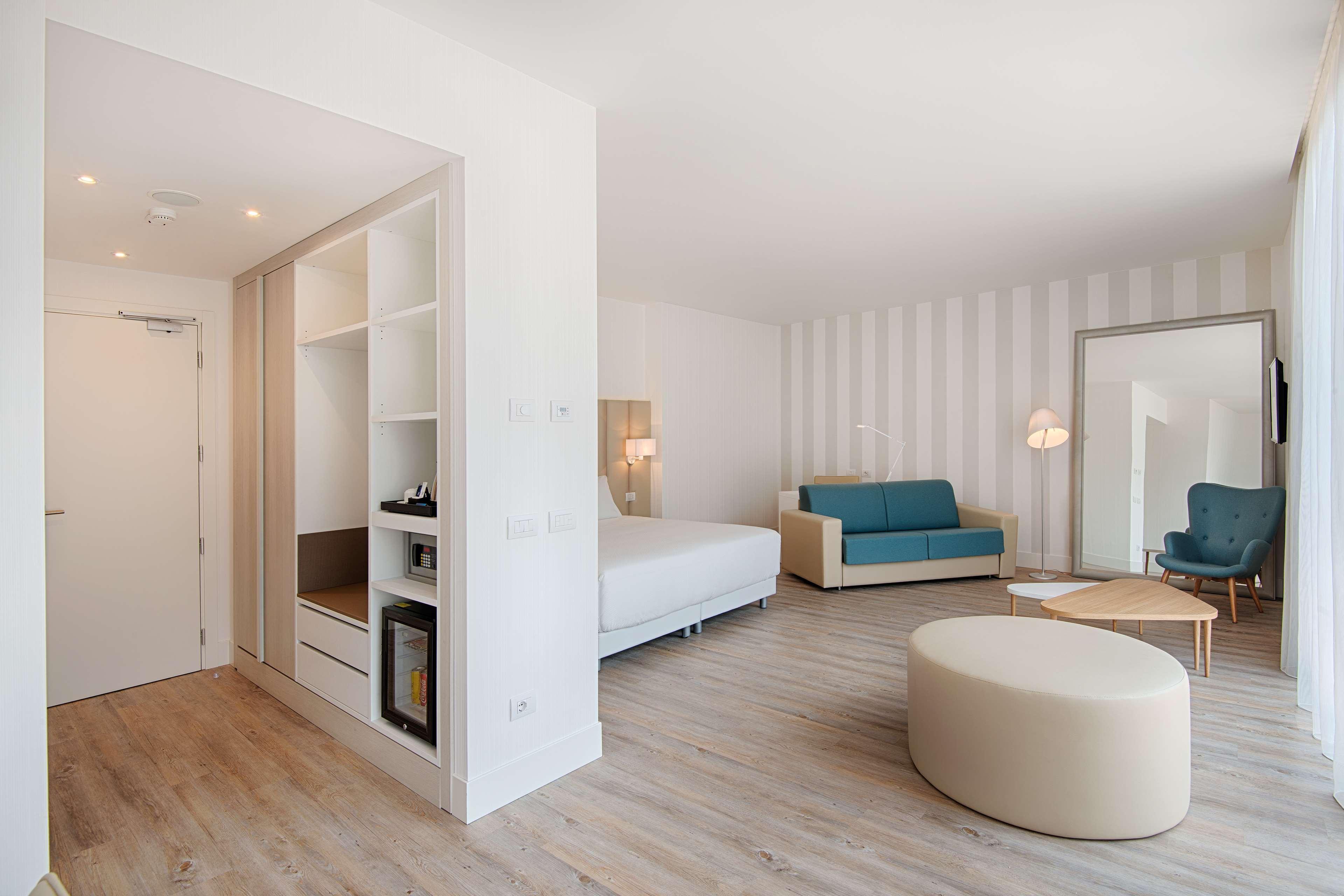 Nh Trento Hotell Exteriör bild