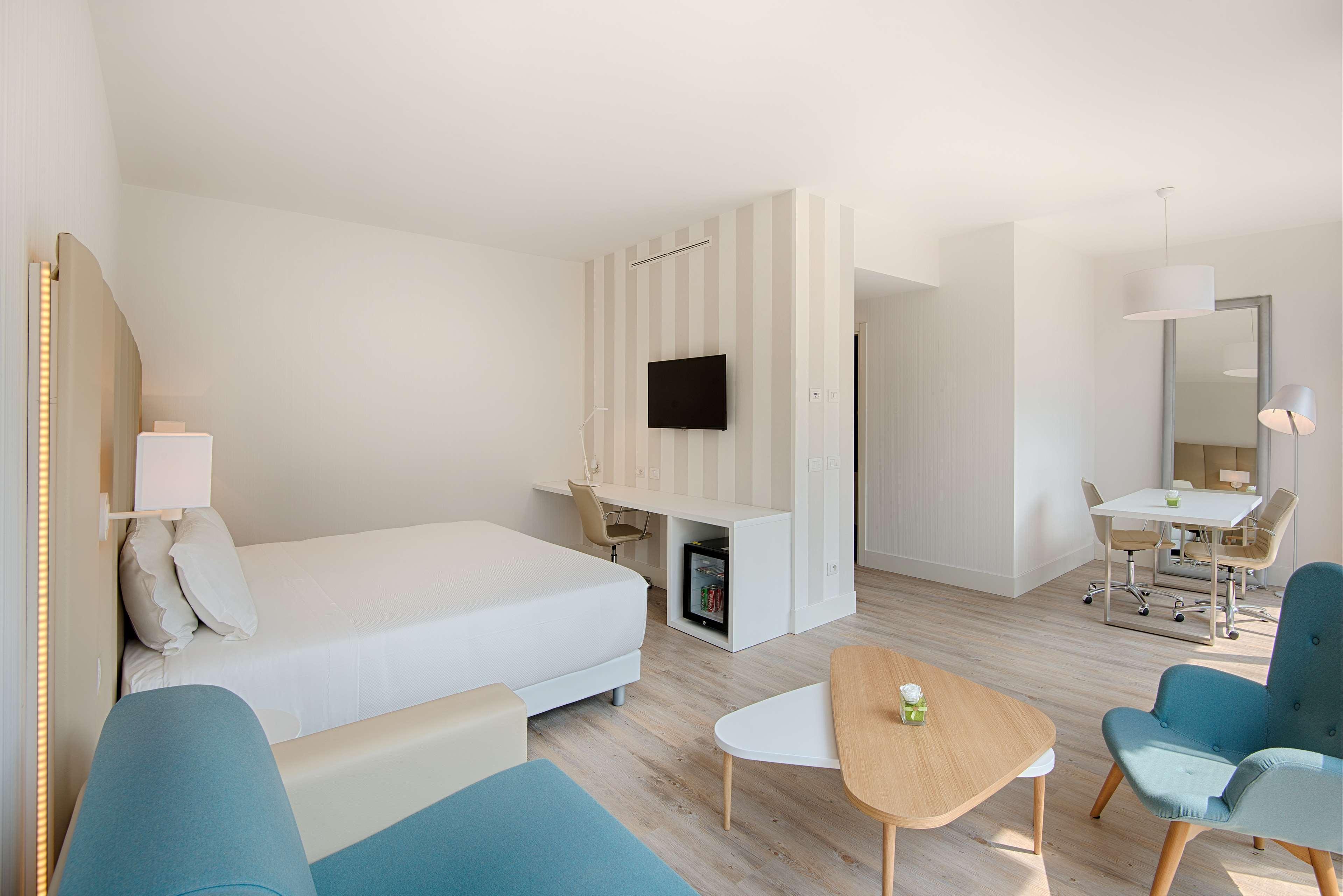Nh Trento Hotell Exteriör bild